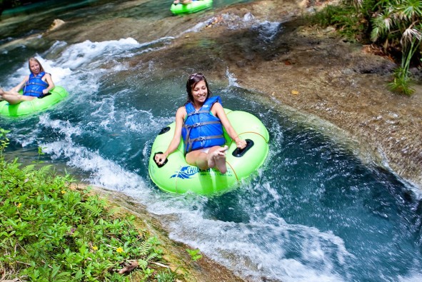 River Tubing adventures on the great river